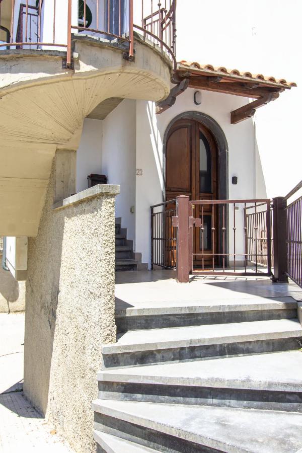Dd House Family Holiday Apartment Cecina  Exterior foto